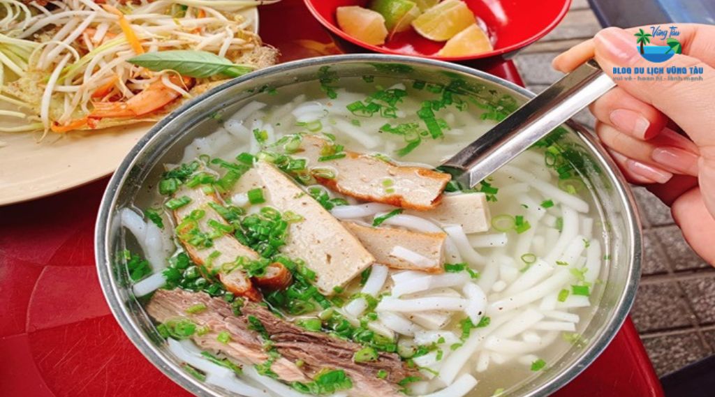 Bánh Canh Chả Cá Vũng Tàu